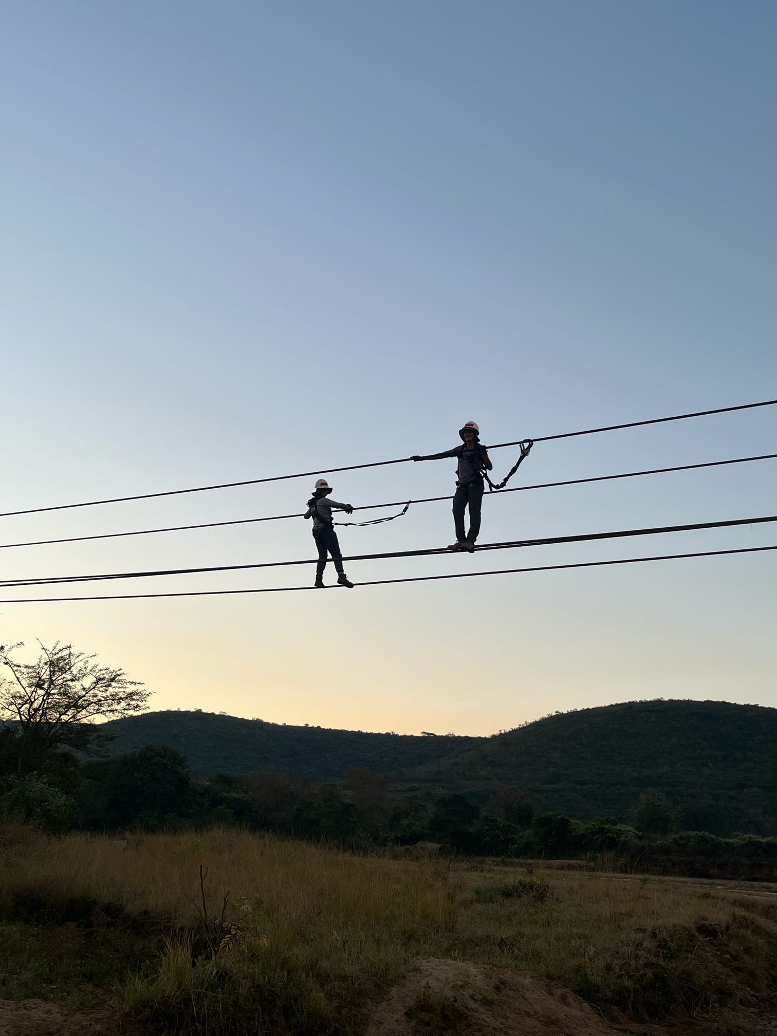 crossing on cables